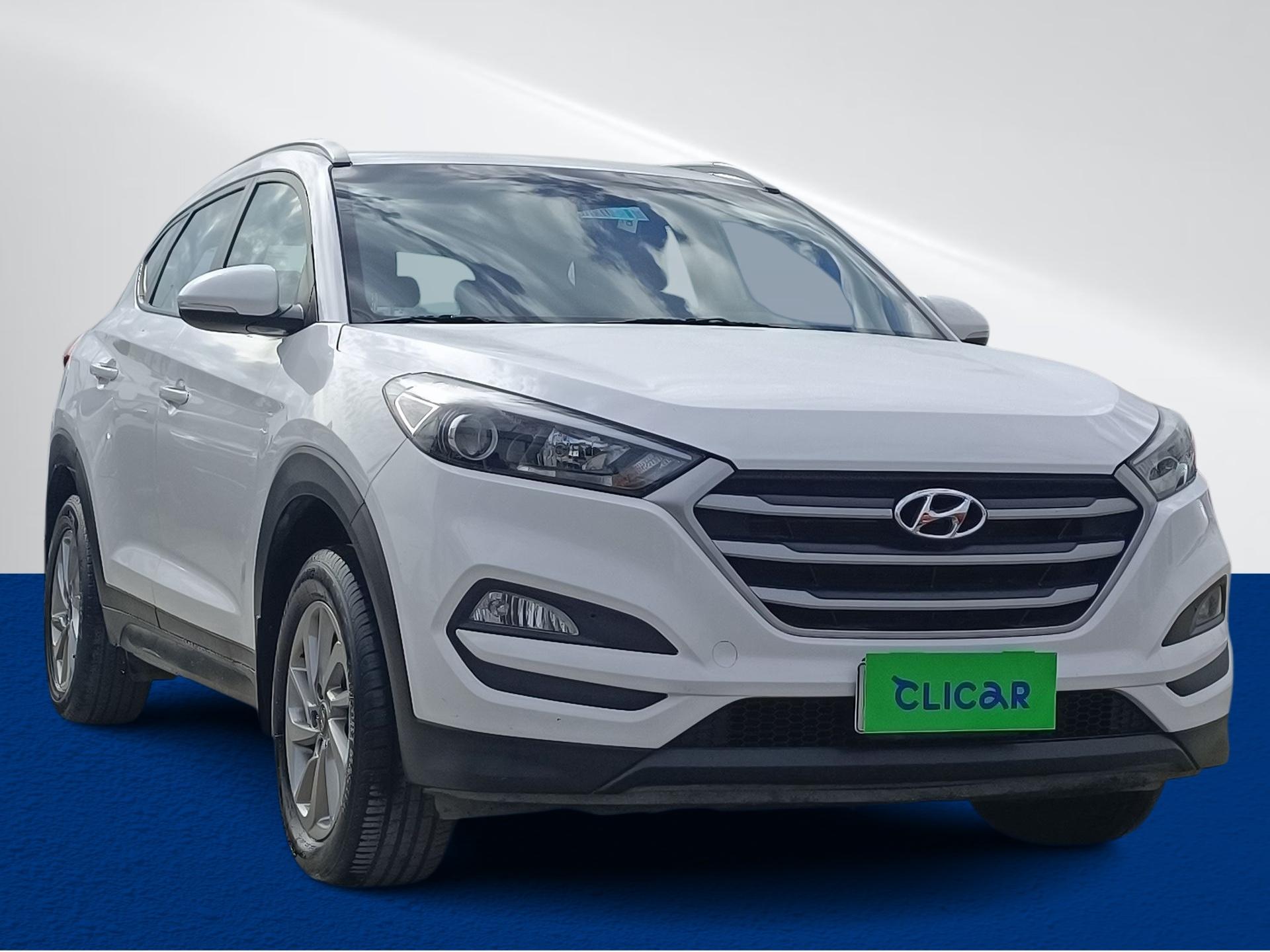 Station Wagon Hyundai Tucson