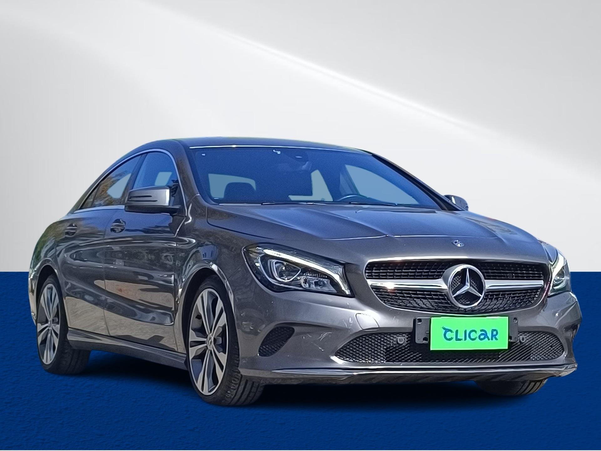 Sedan Mercedes Benz Cla 180