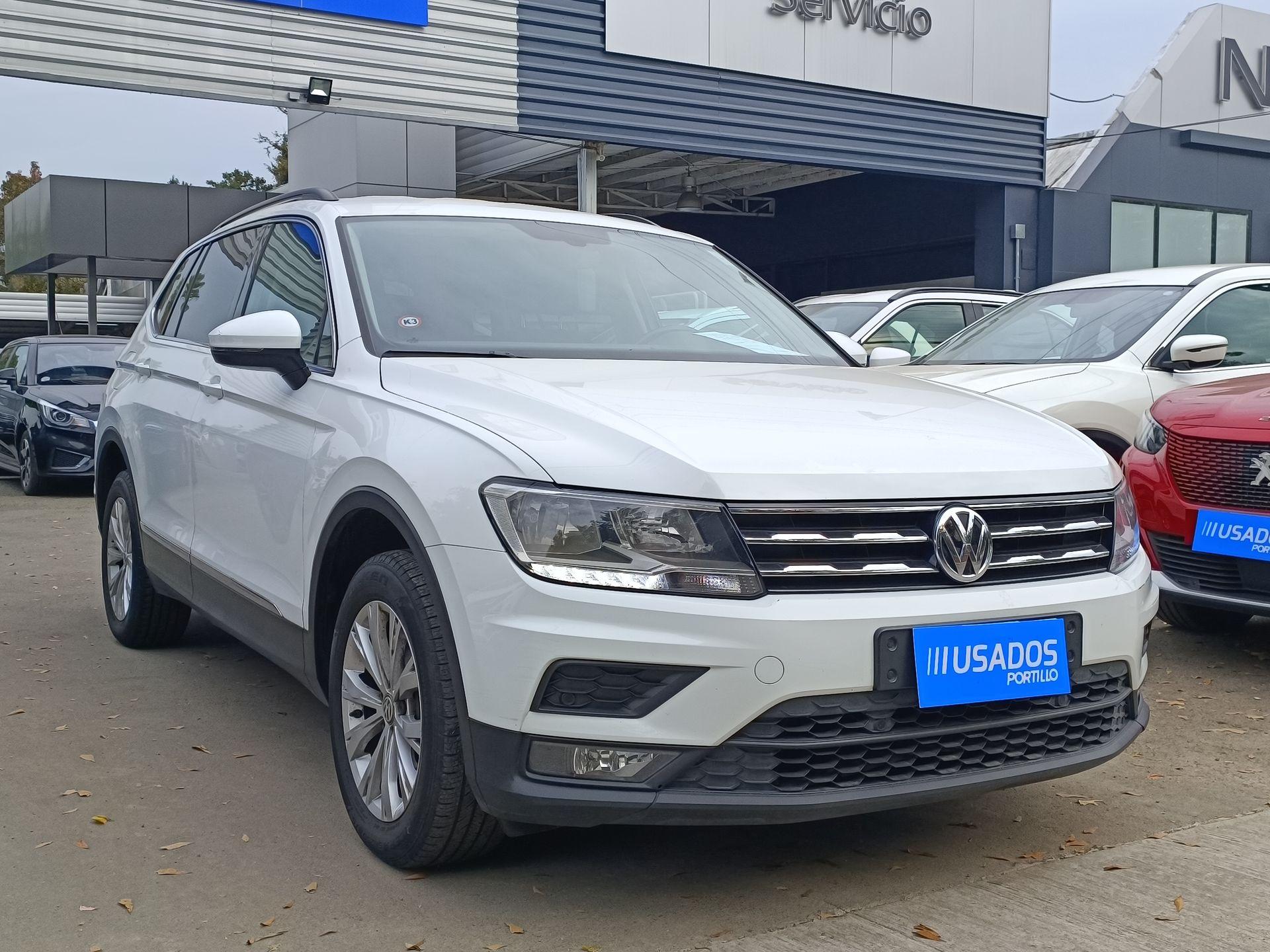 Station Wagon Volkswagen Tiguan