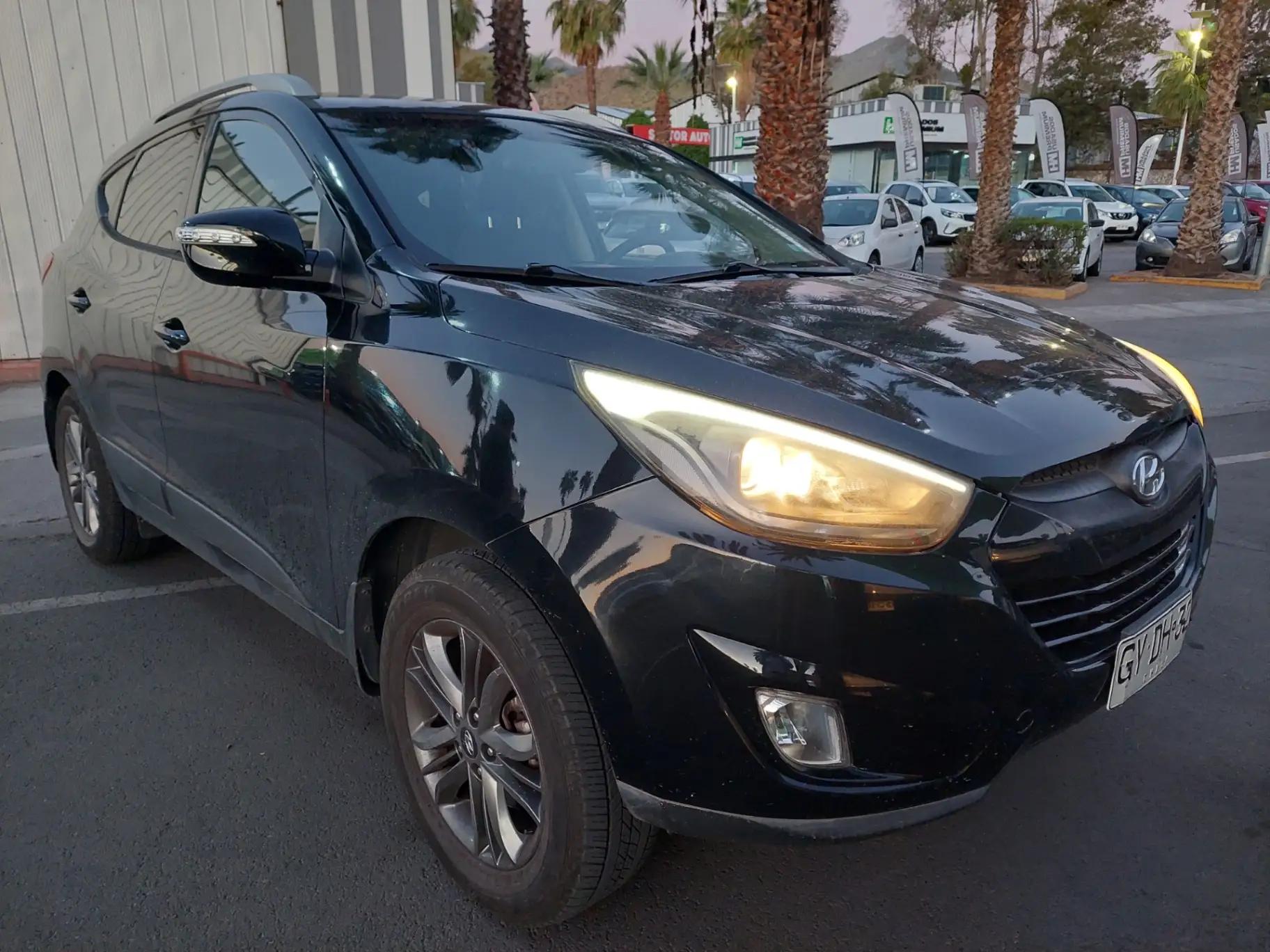 Station Wagon Hyundai Tucson