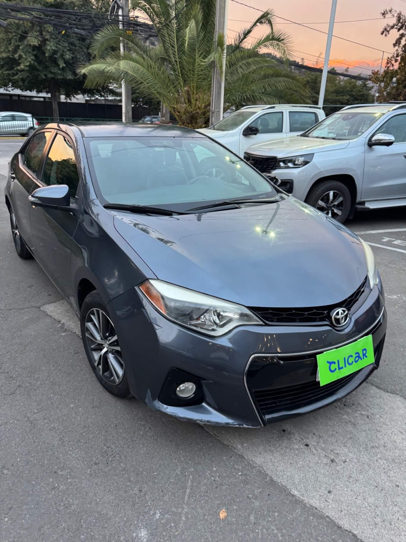 Automovil Toyota Corolla