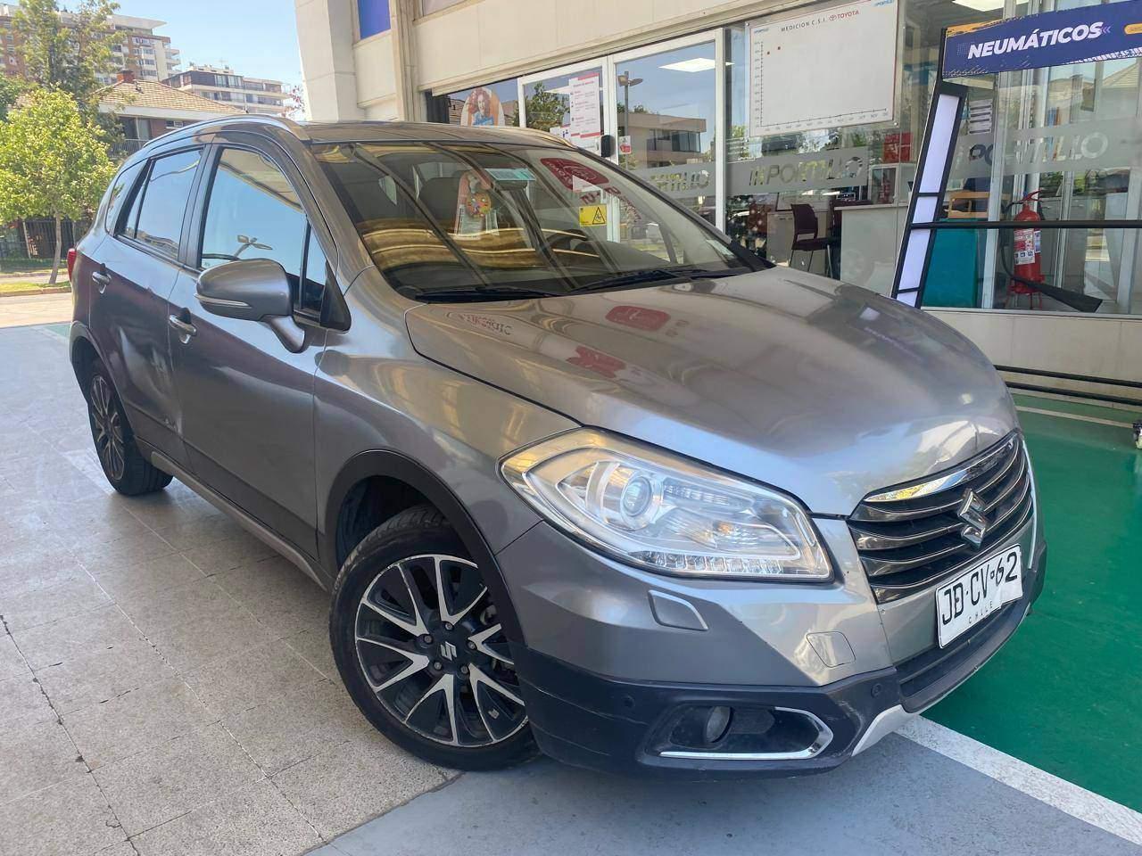 Automovil Suzuki S-cross