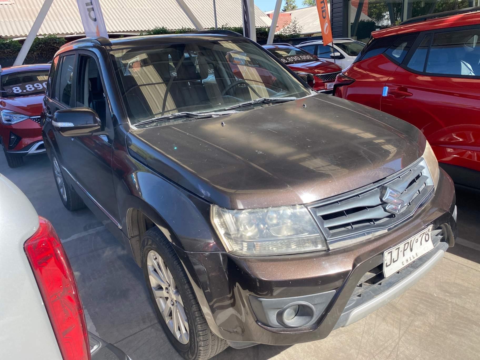 Suv Suzuki Grand Nomade