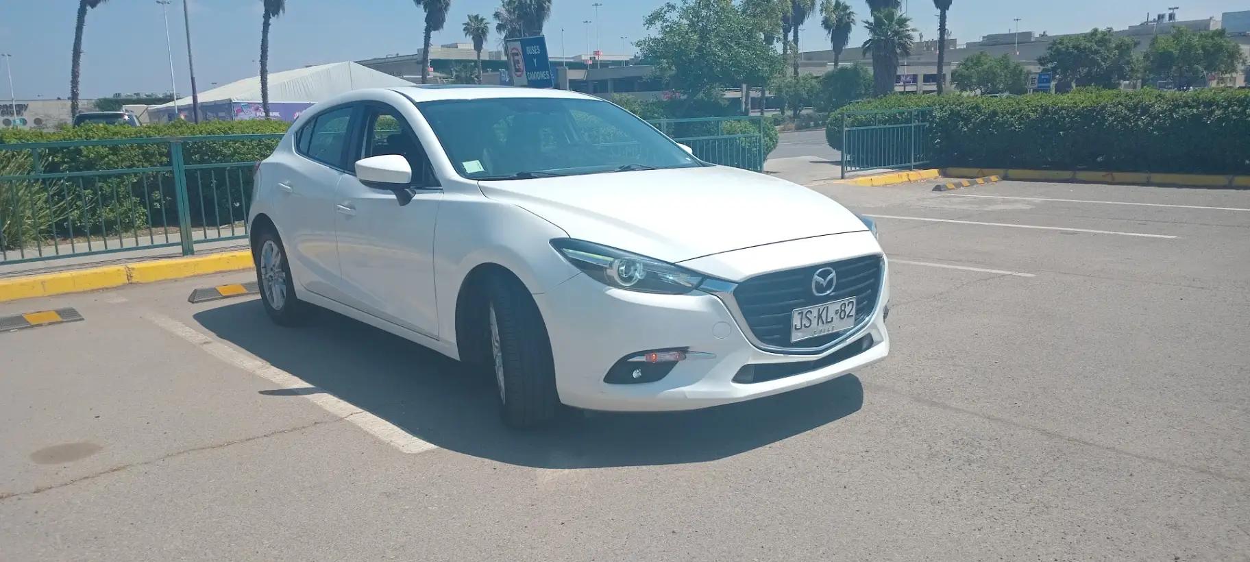 Automovil Mazda New 3