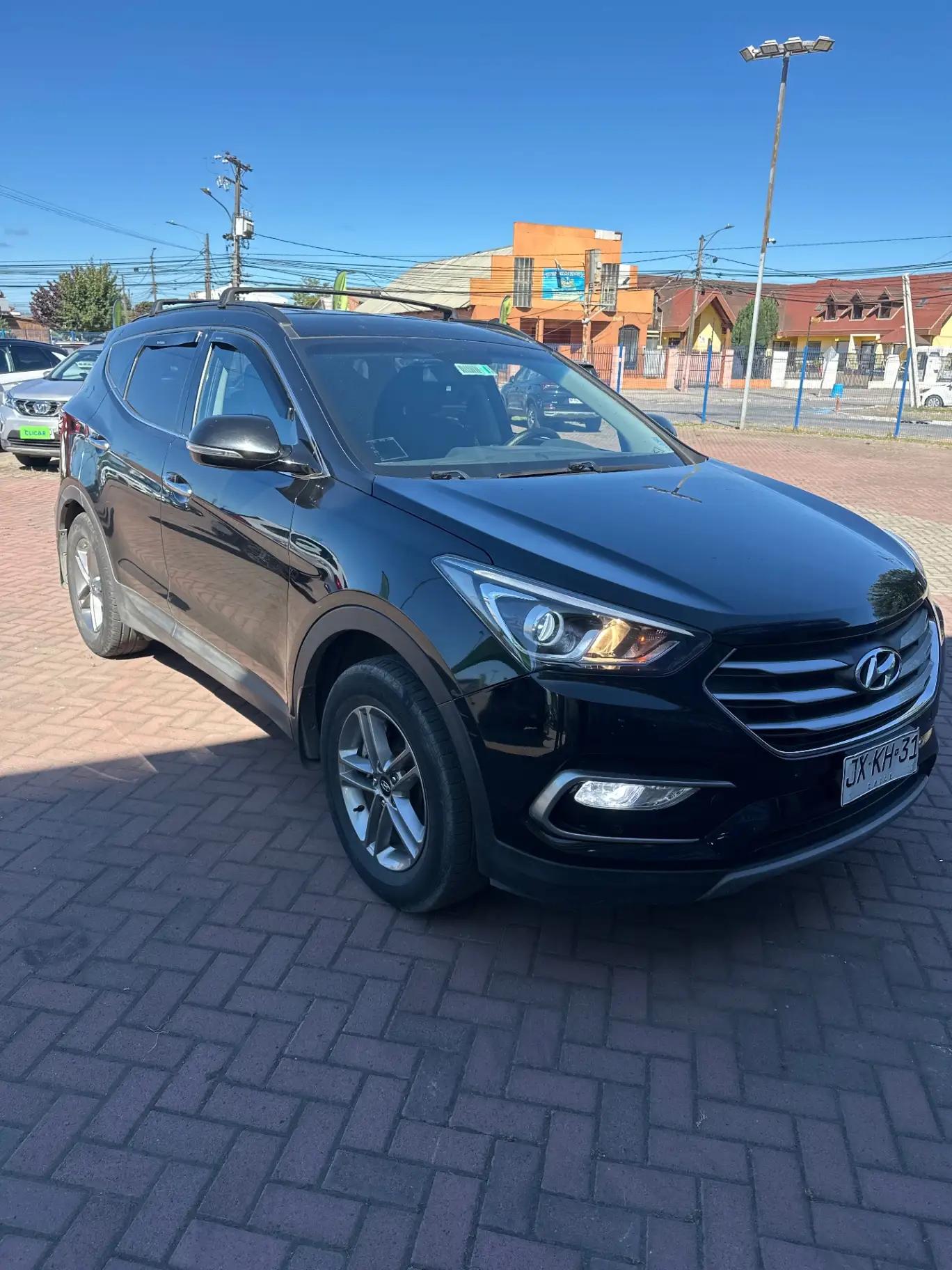 Station Wagon Hyundai Santa Fe