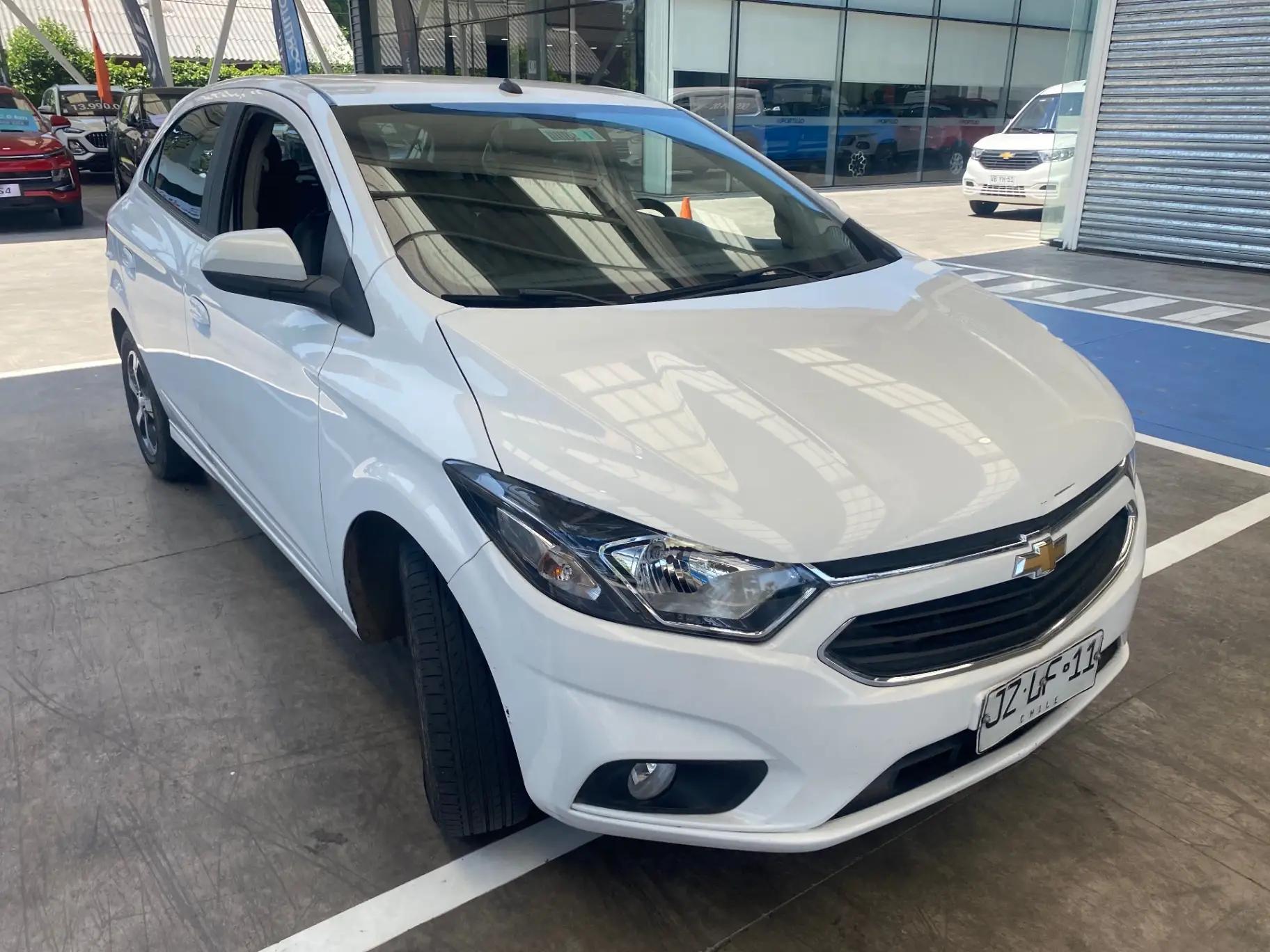 Automovil Chevrolet Onix