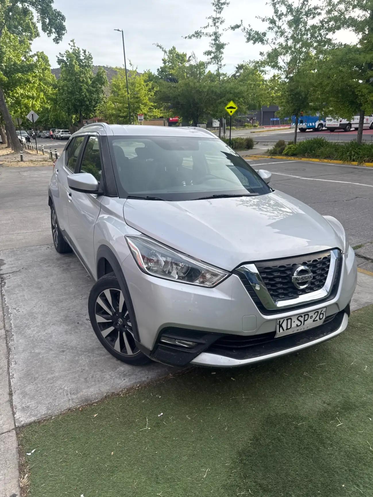 Station Wagon Nissan Kicks