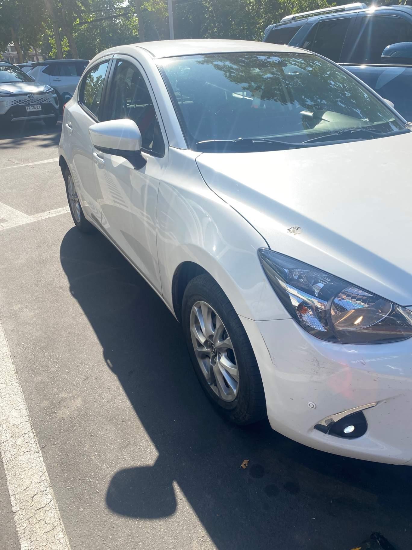 Automovil Mazda New 2