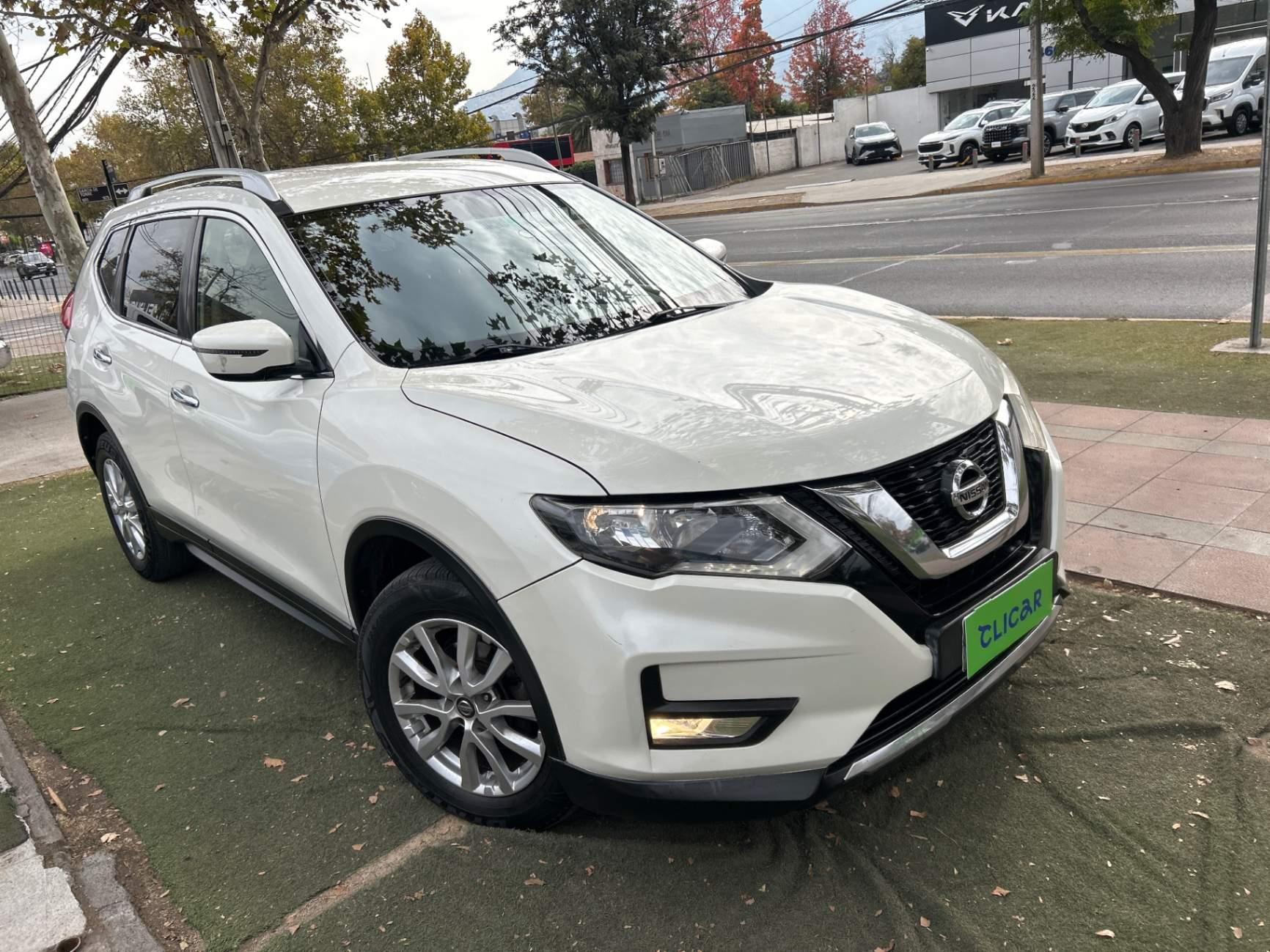 Camioneta Nissan X-trail