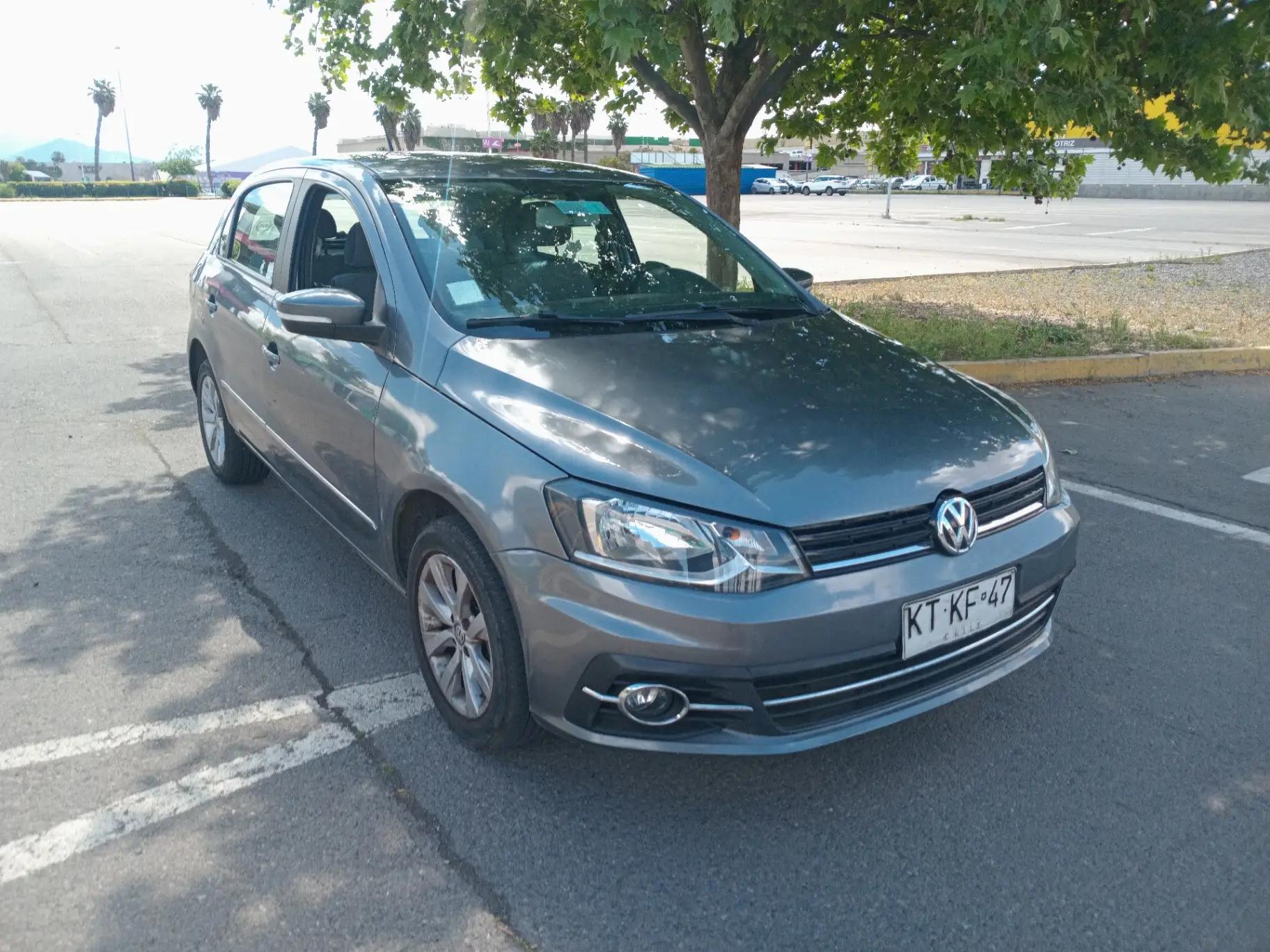 Hatchback Volkswagen Gol