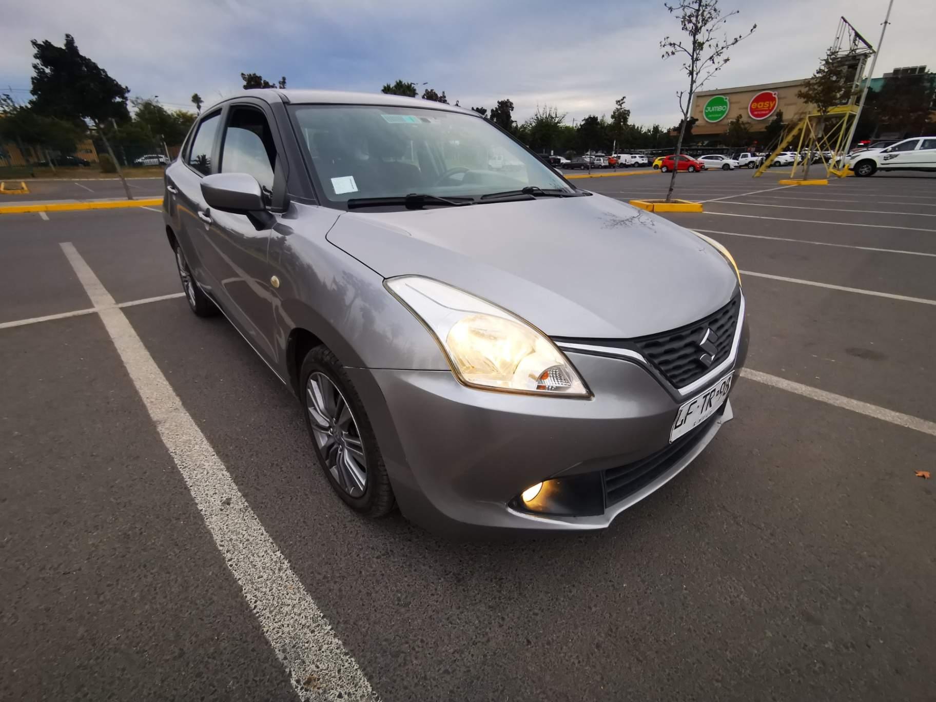 Hatchback Suzuki Baleno