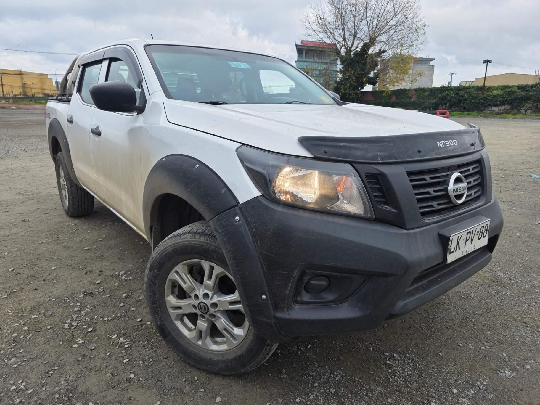 Camioneta Nissan Np300