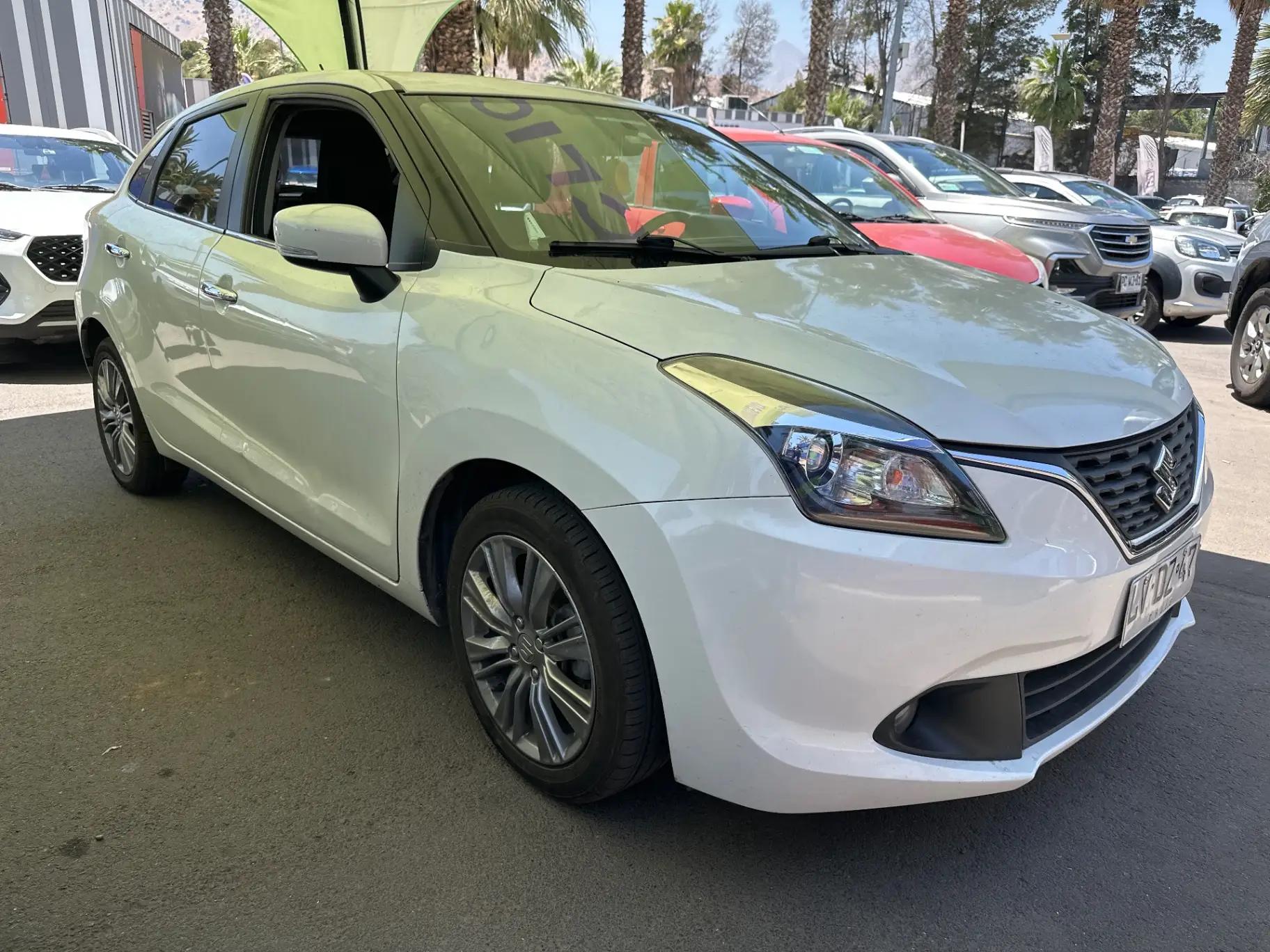 Automovil Suzuki Baleno