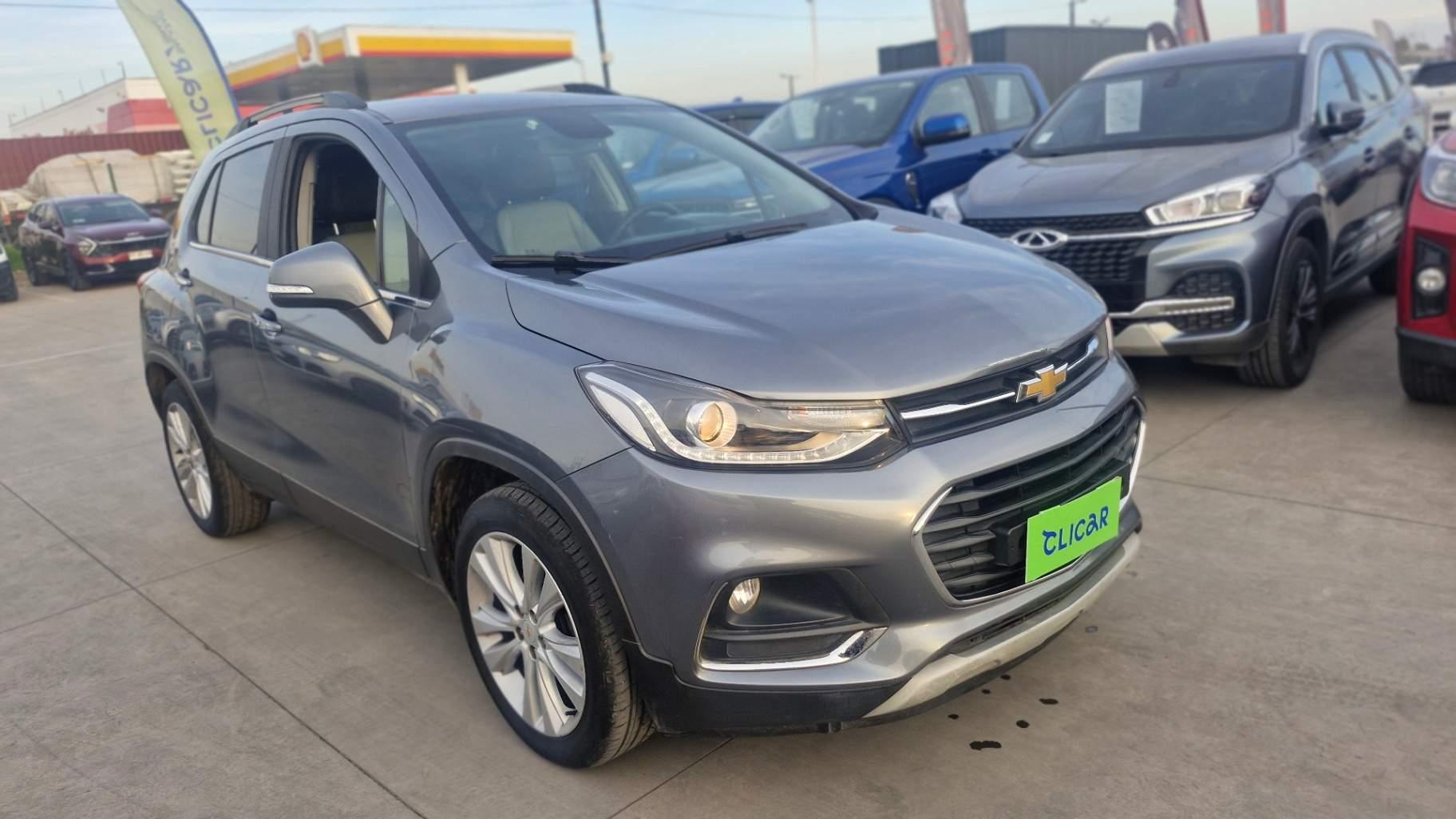 Station Wagon Chevrolet Tracker
