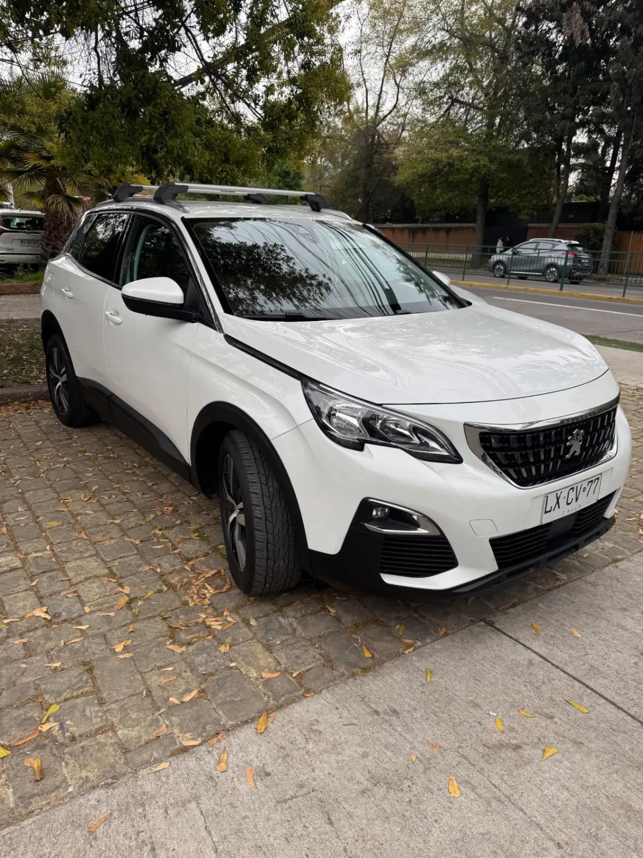 Station Wagon Peugeot 3008