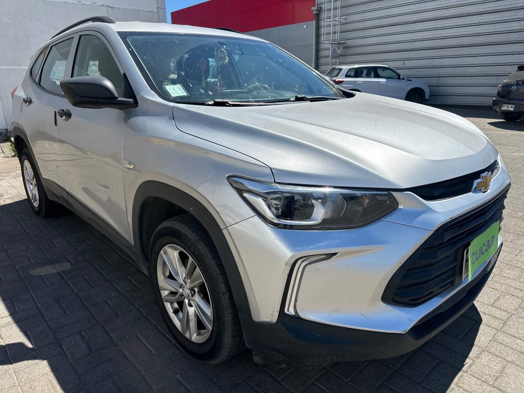 Station Wagon Chevrolet Tracker