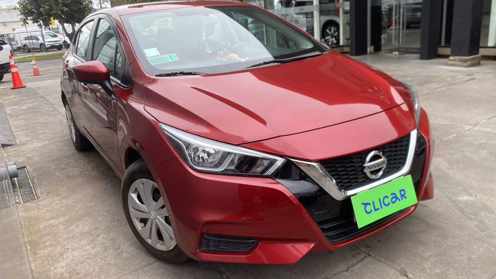 Automovil Nissan Versa