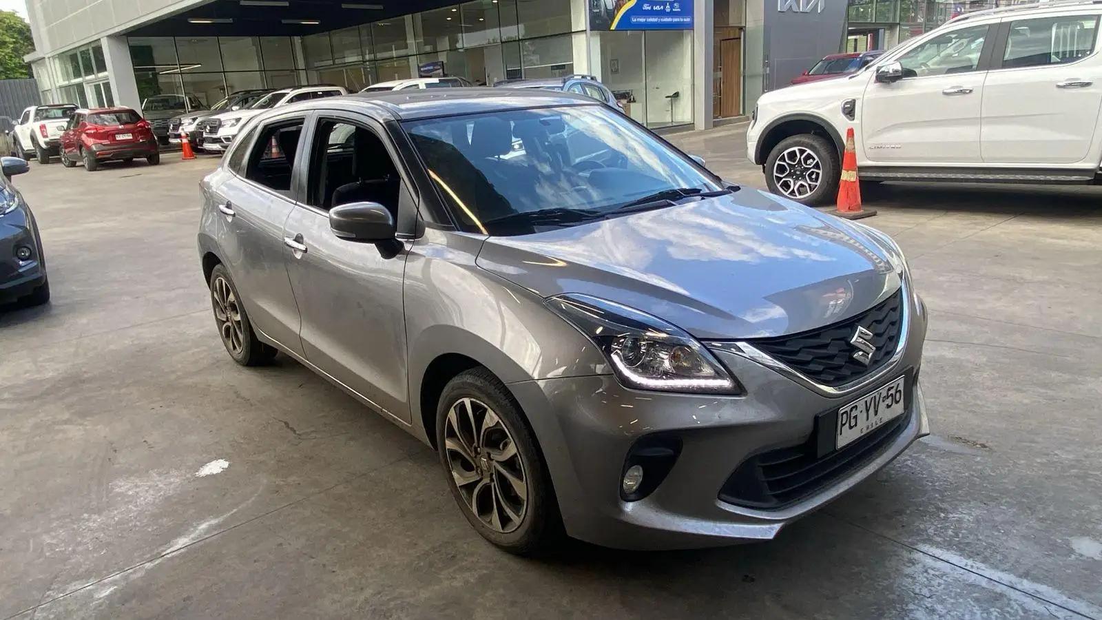 Hatchback Suzuki Baleno