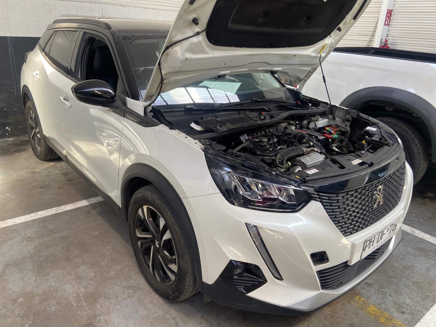 Station Wagon Peugeot 2008