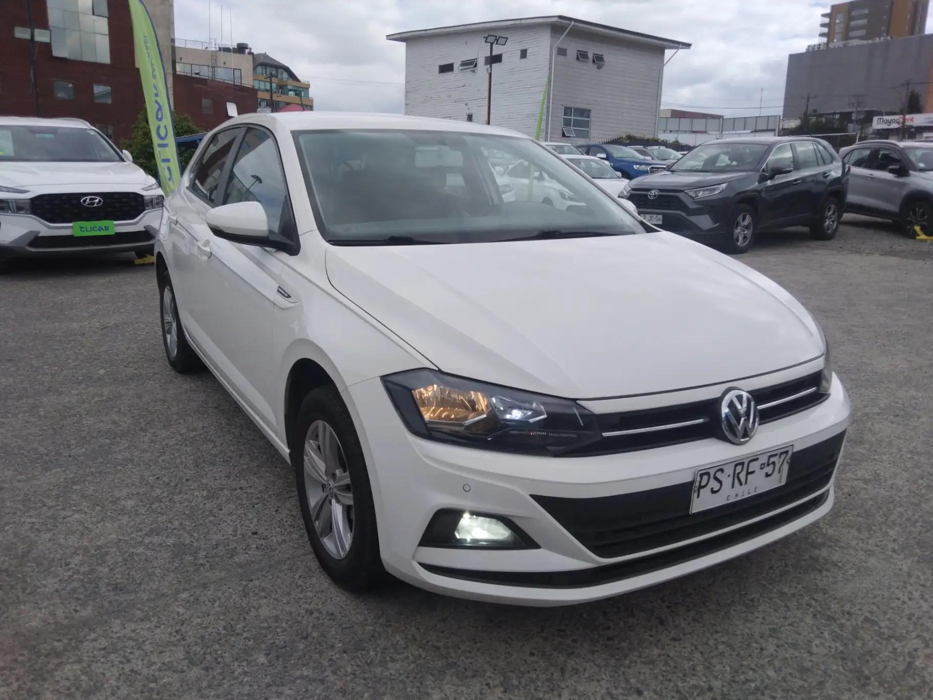 Automovil Volkswagen Polo