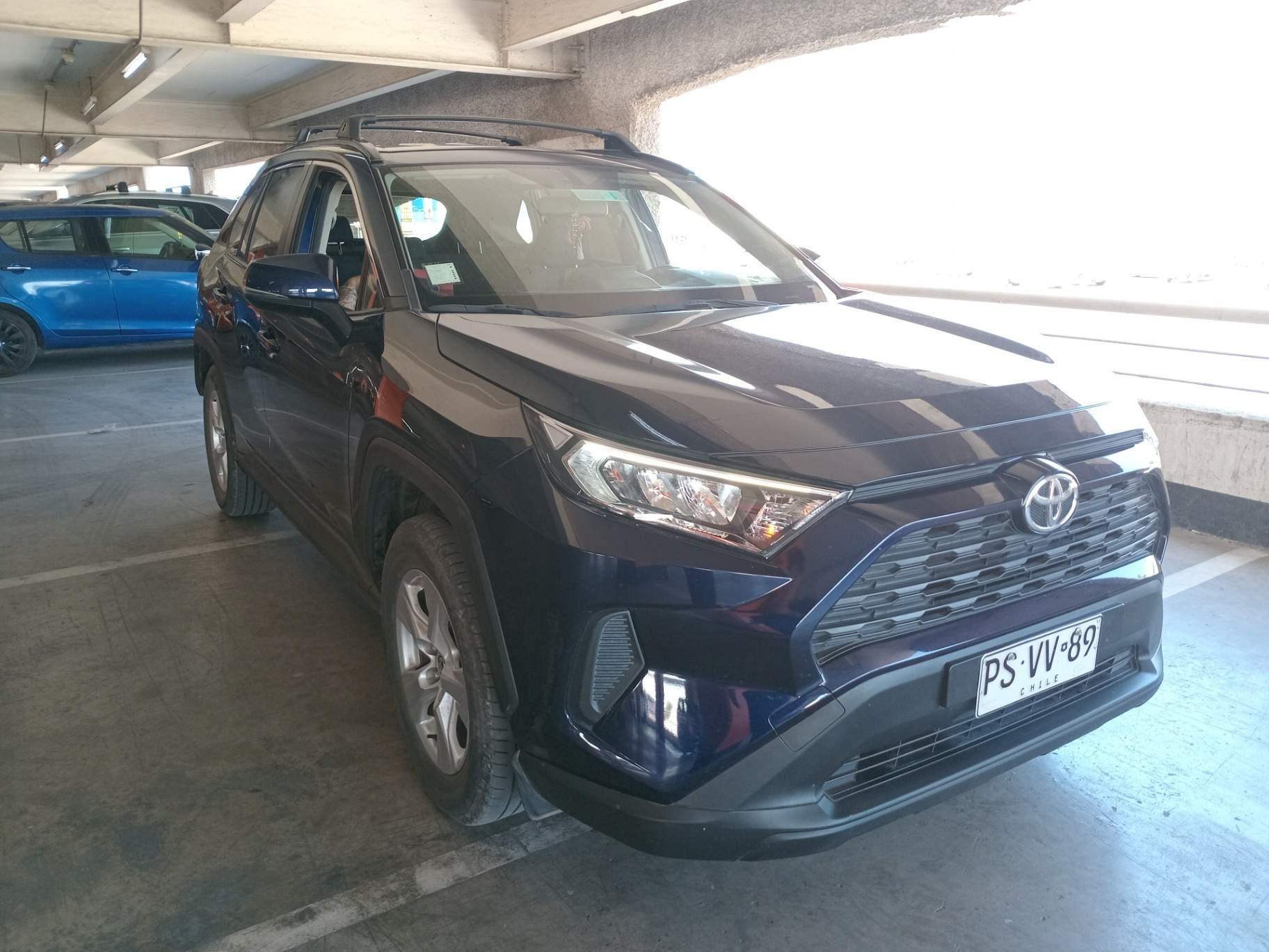 Station Wagon Toyota Rav 4