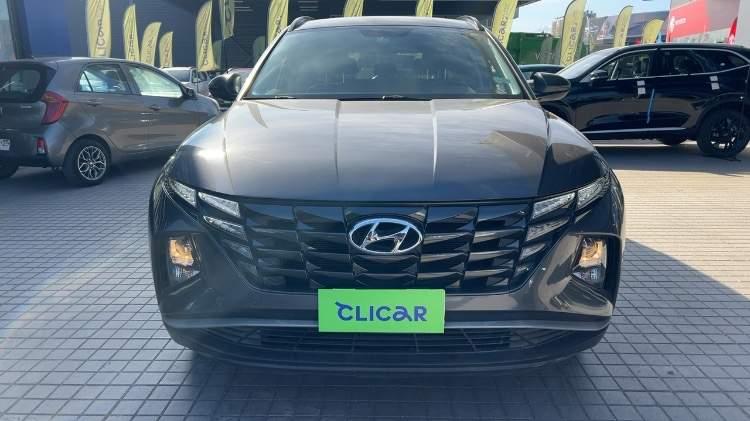 Station Wagon Hyundai Tucson