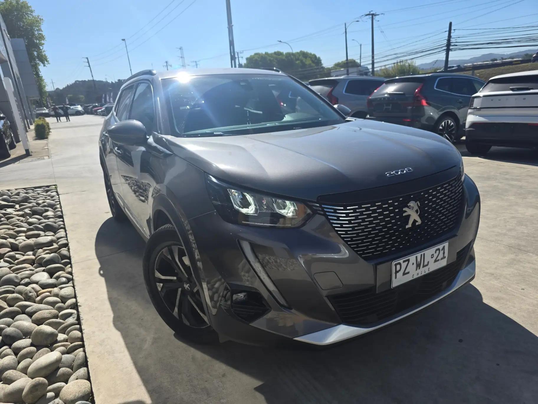 Station Wagon Peugeot 2008