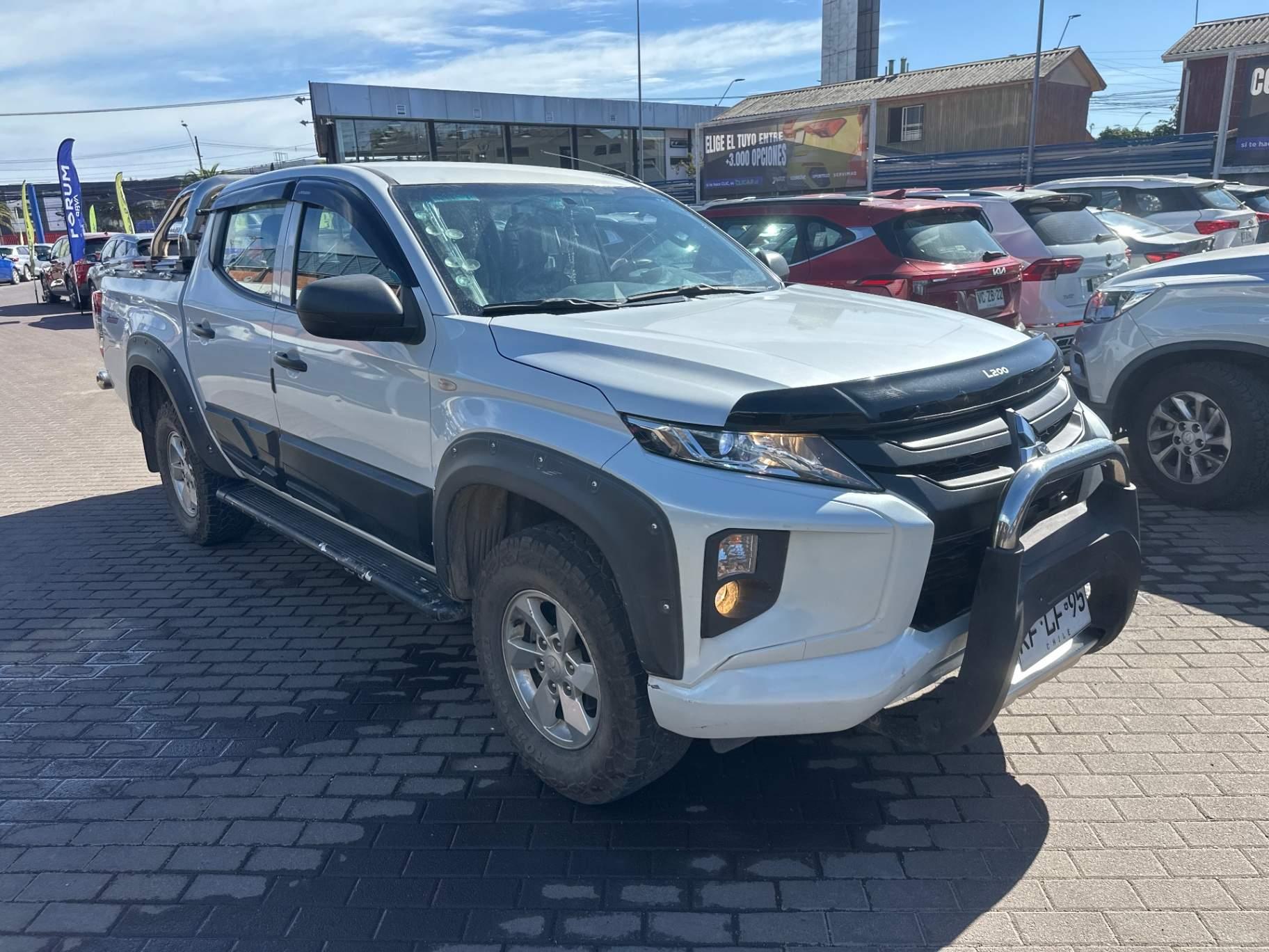 Camioneta Mitsubishi L200