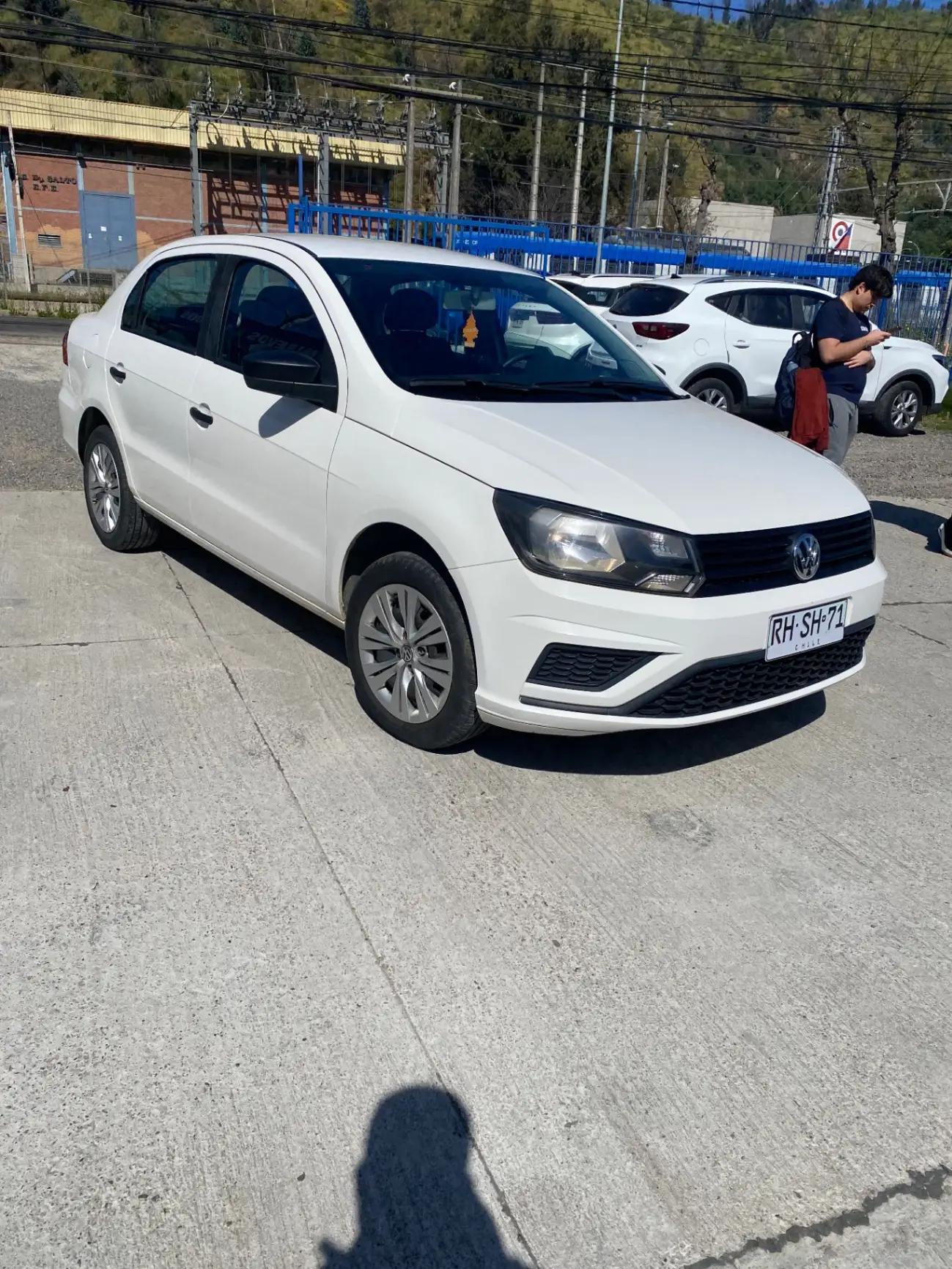 Automovil Volkswagen Voyage