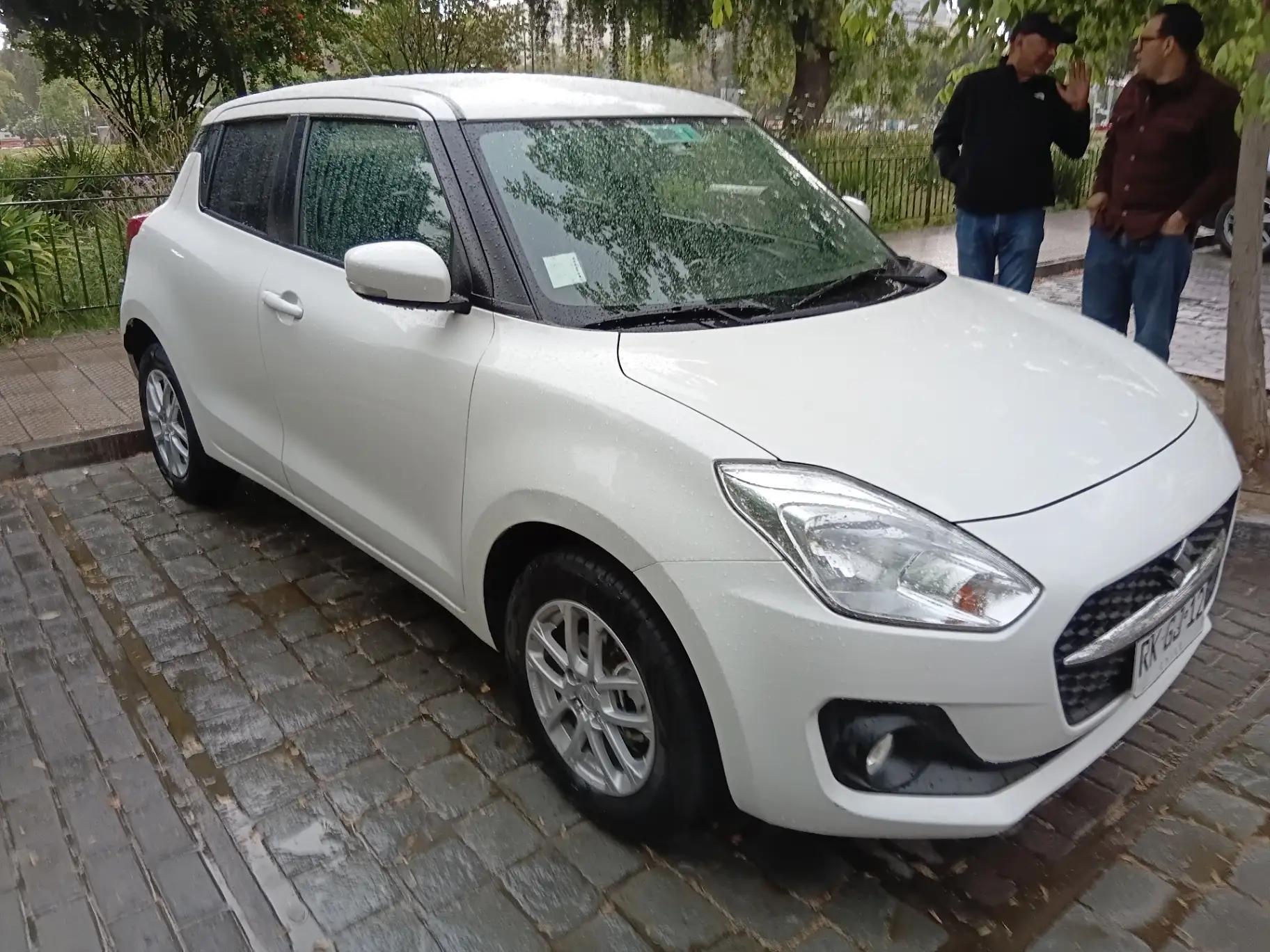 Automovil Suzuki Swift