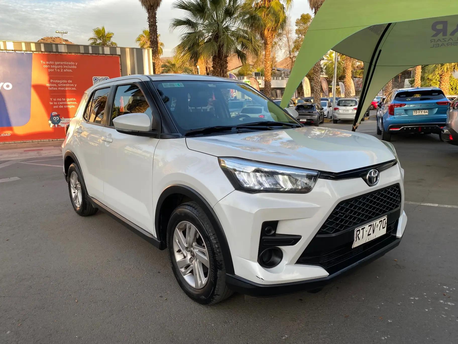 Station Wagon Toyota Raize