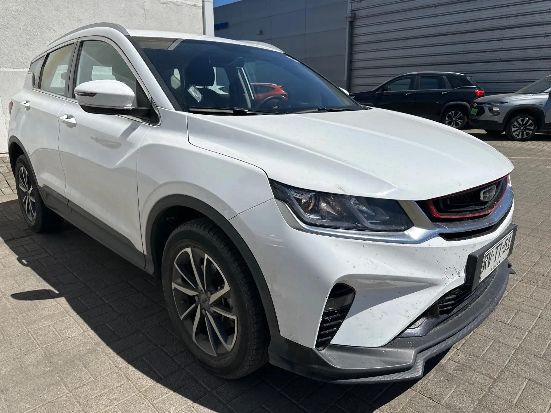 Station Wagon Geely Coolray