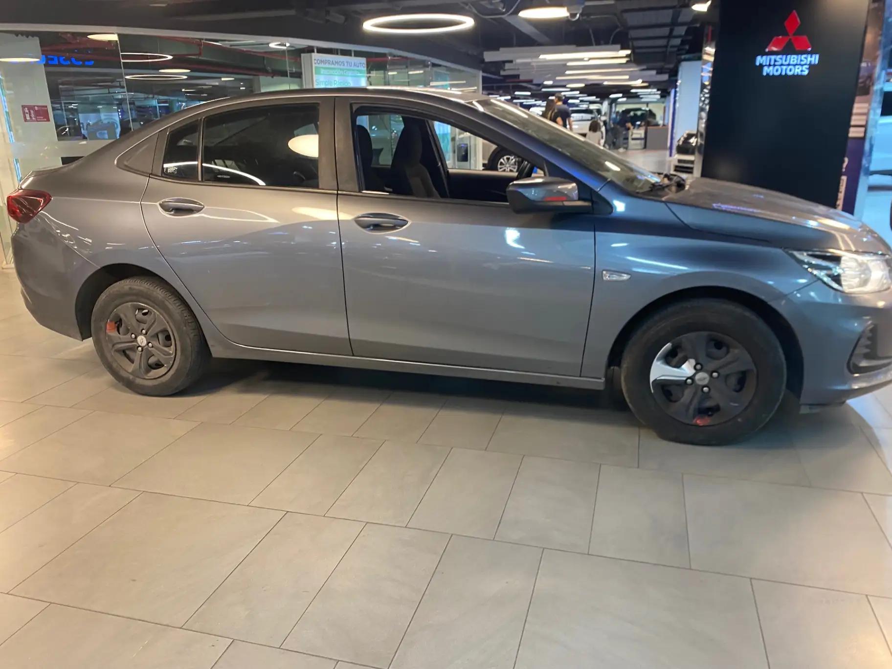 Automovil Chevrolet Onix Turbo