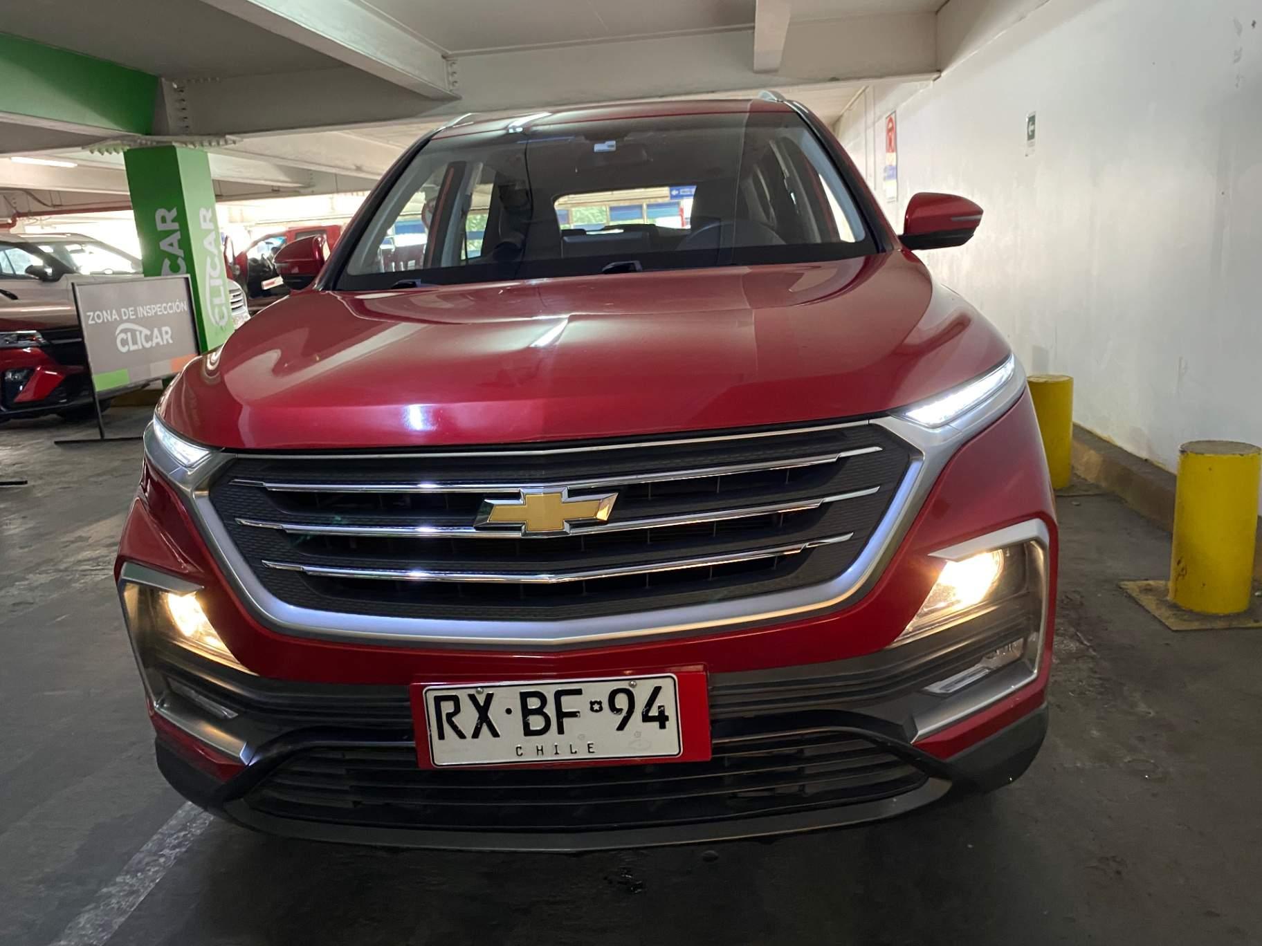 Station Wagon Chevrolet Captiva