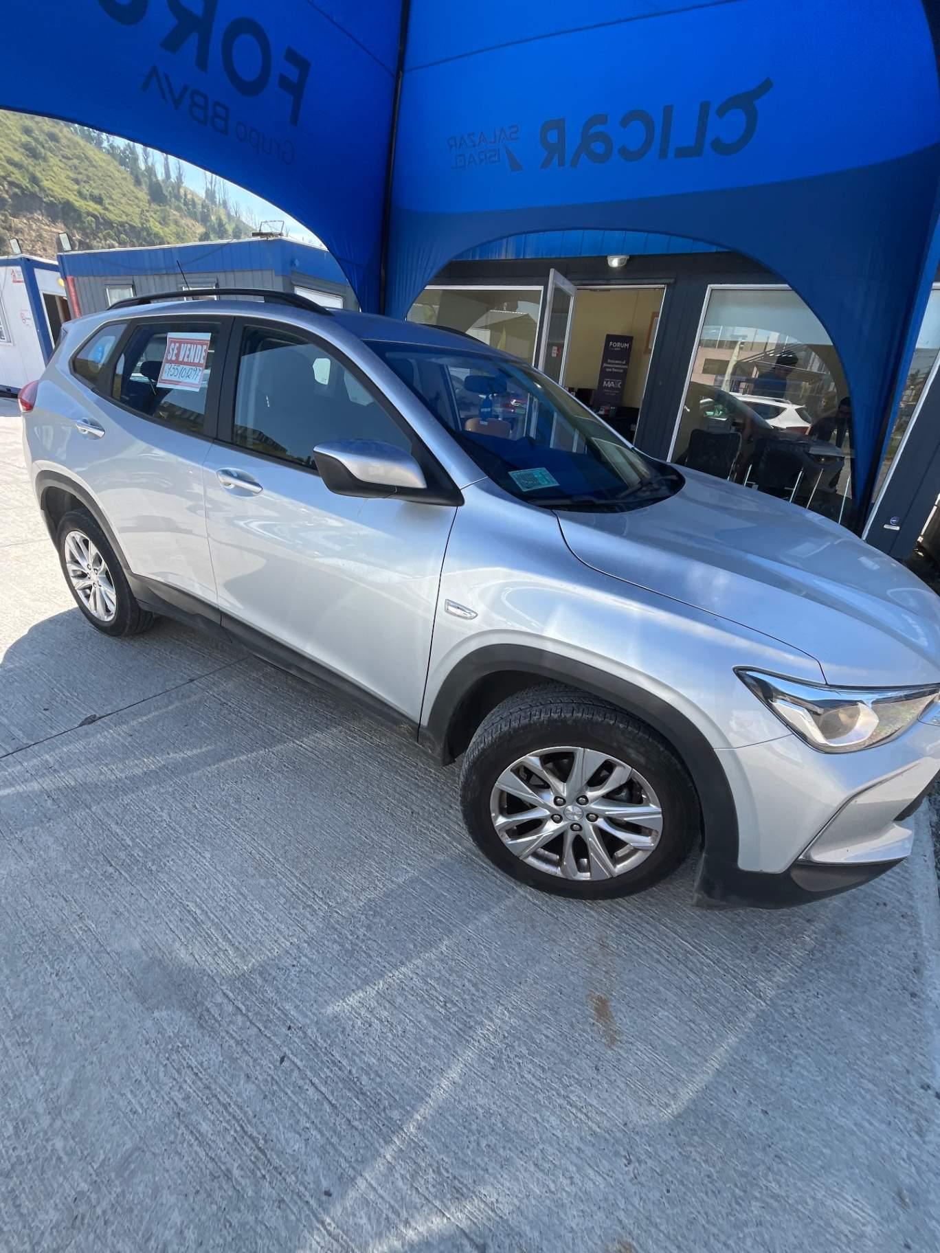 Station Wagon Chevrolet Tracker