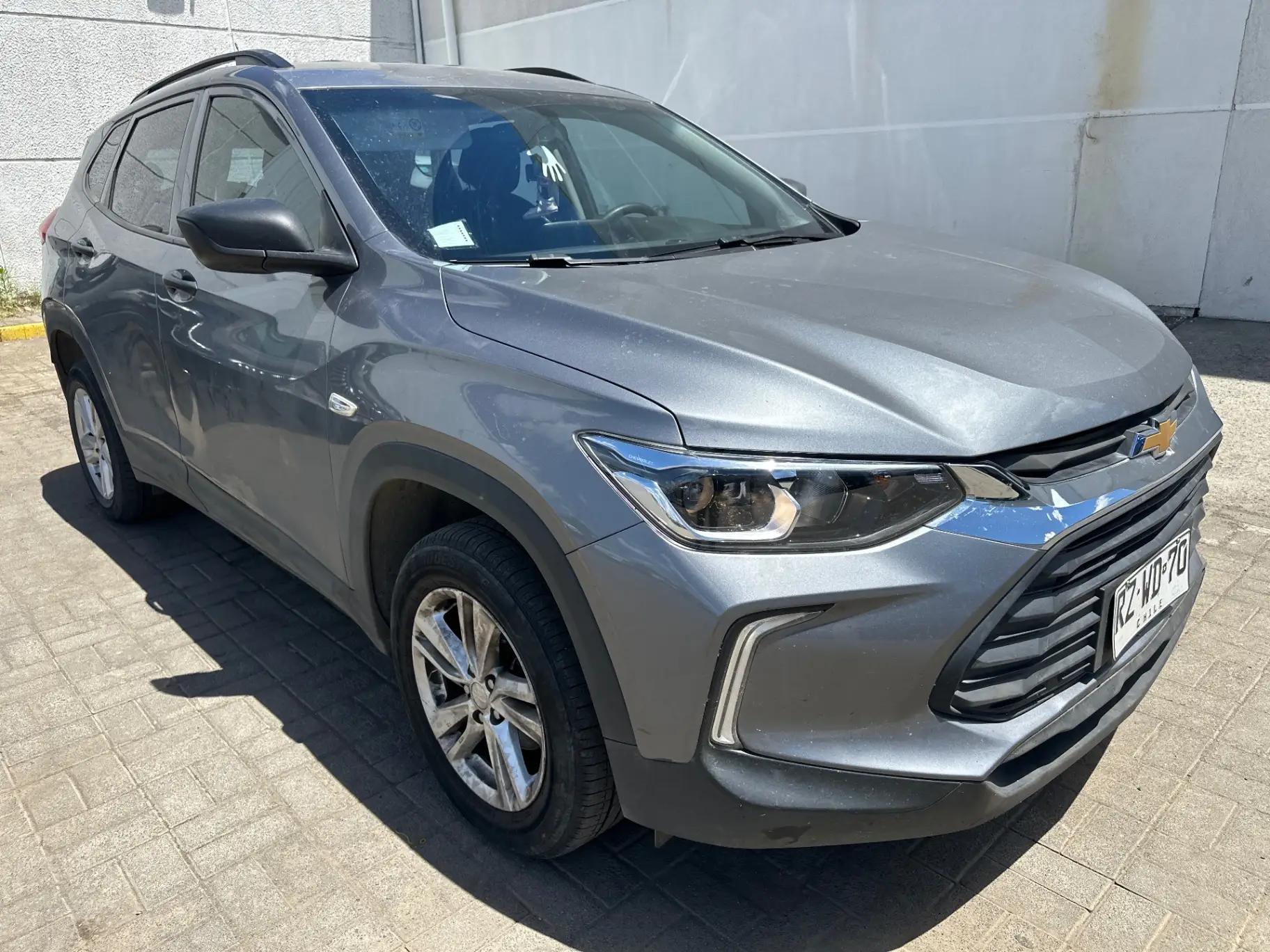 Station Wagon Chevrolet Tracker