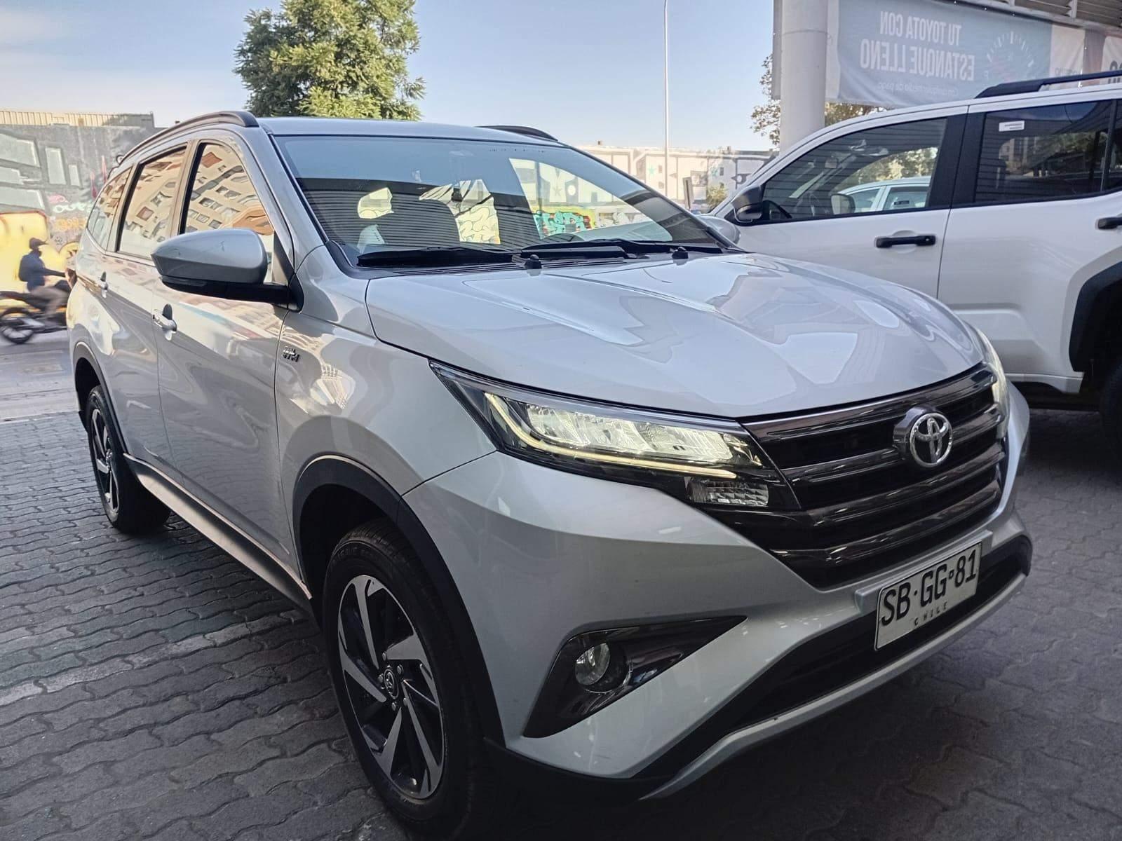 Suv Toyota Rush
