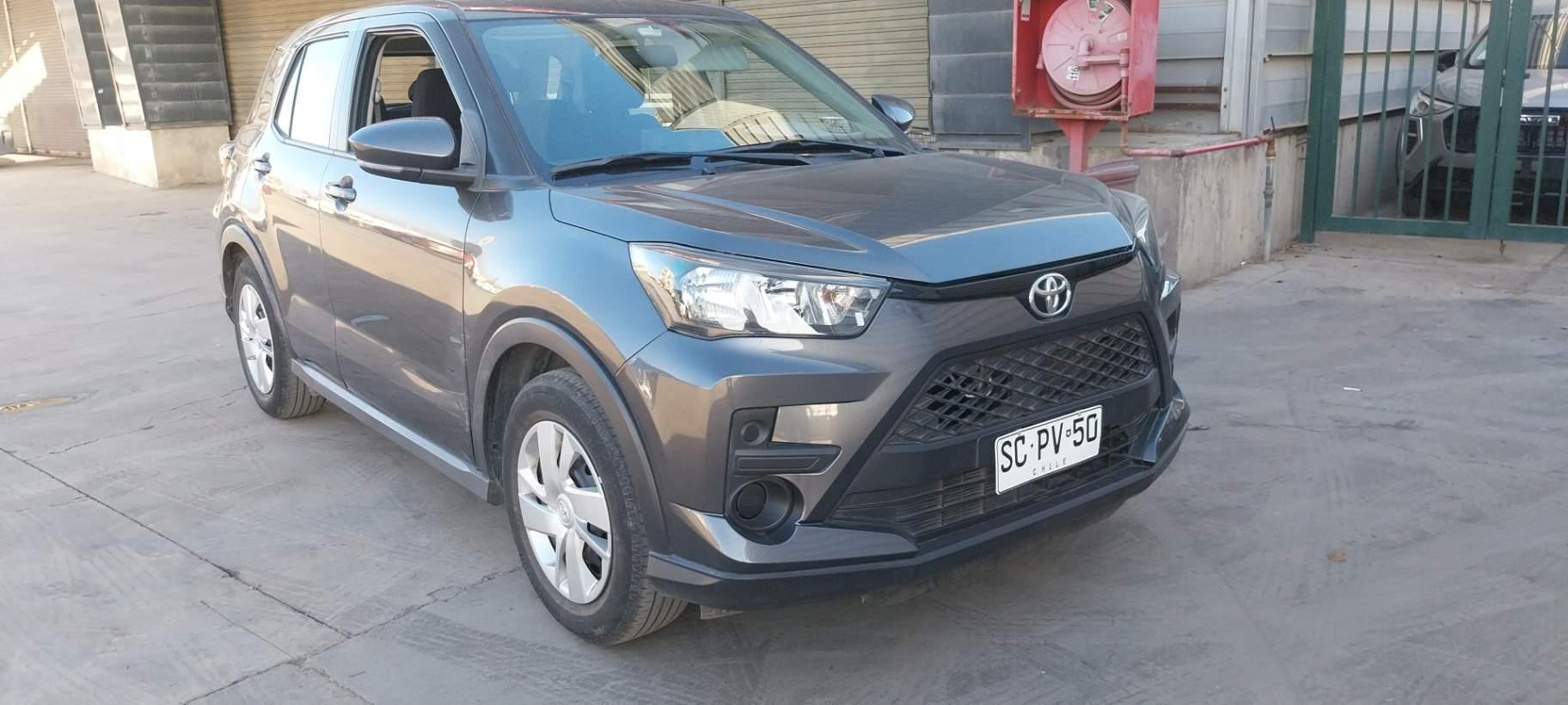 Suv Toyota Raize