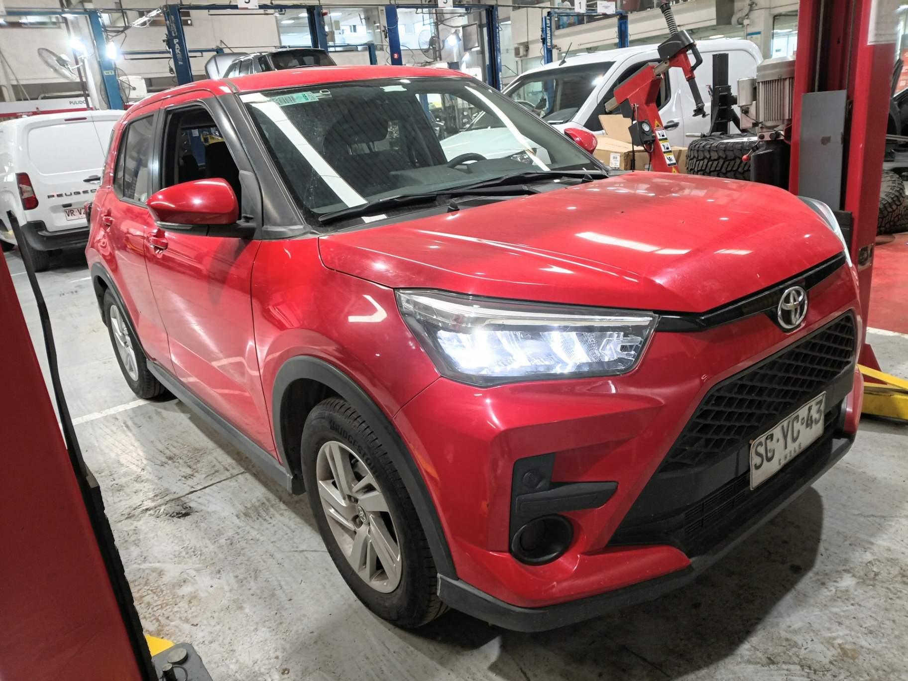 Suv Toyota Raize