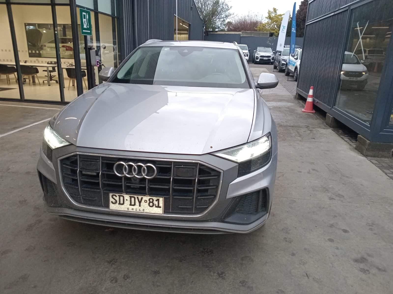 Suv Audi Q8
