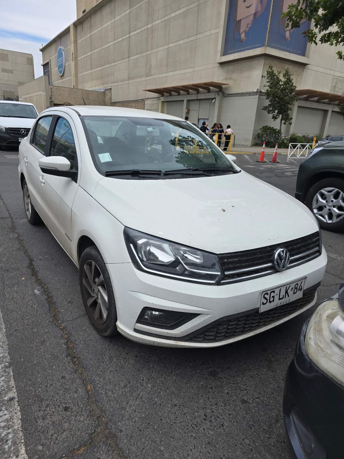 Automovil Volkswagen Voyage