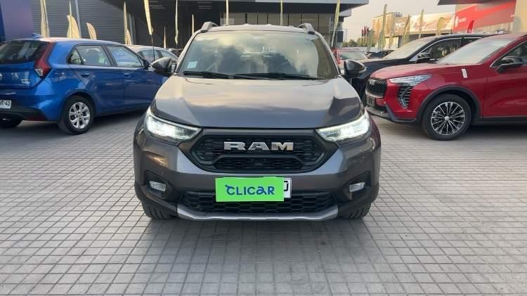 Camioneta Ram 700