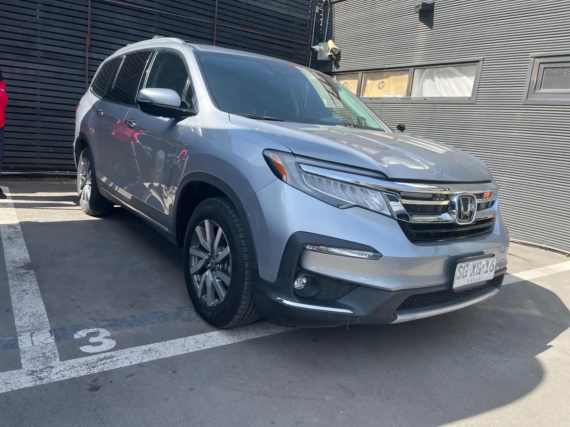 Station Wagon Honda Pilot