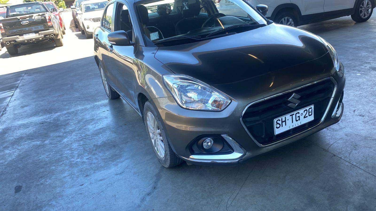 Automovil Suzuki Dzire