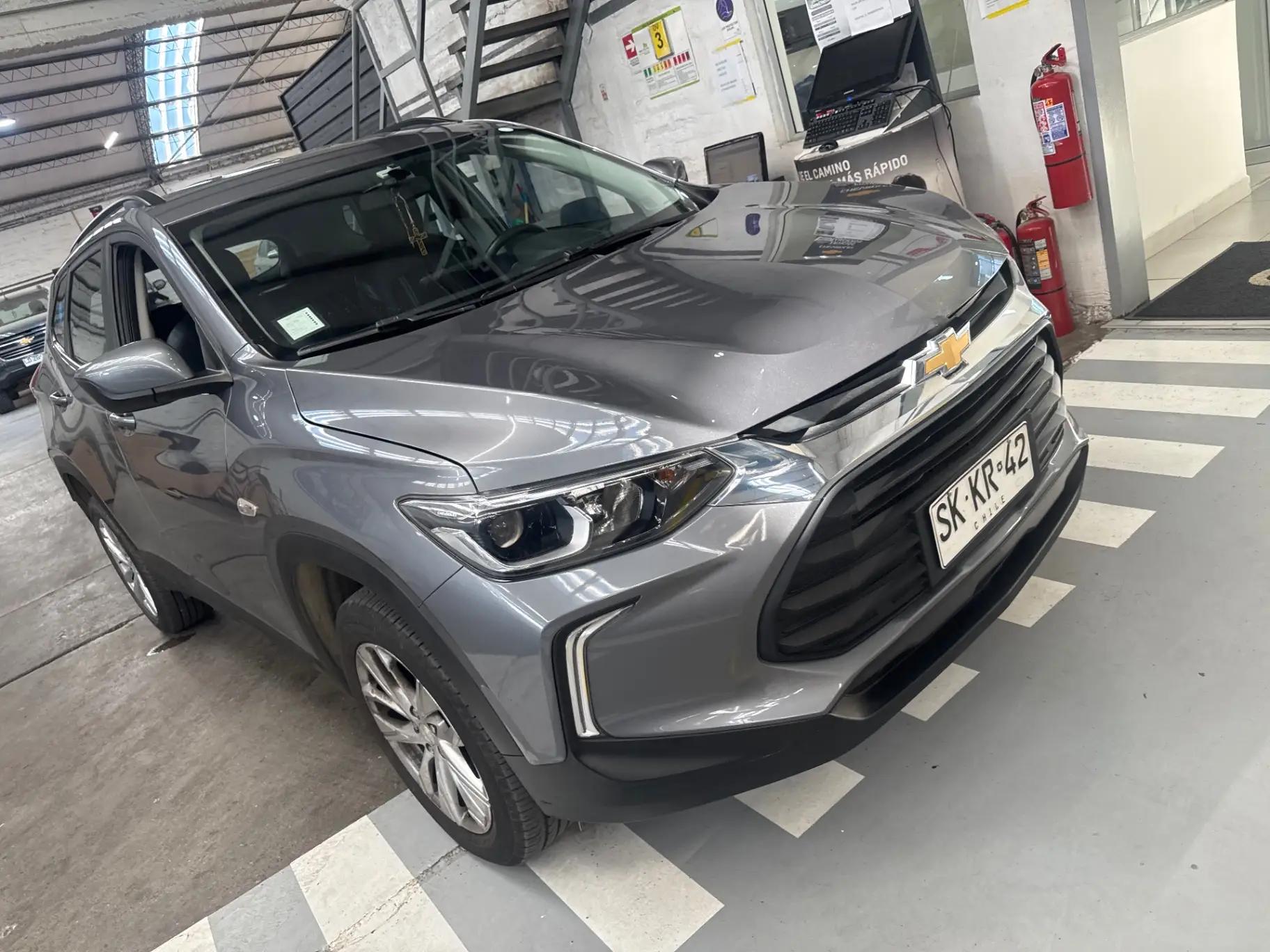 Station Wagon Chevrolet Tracker