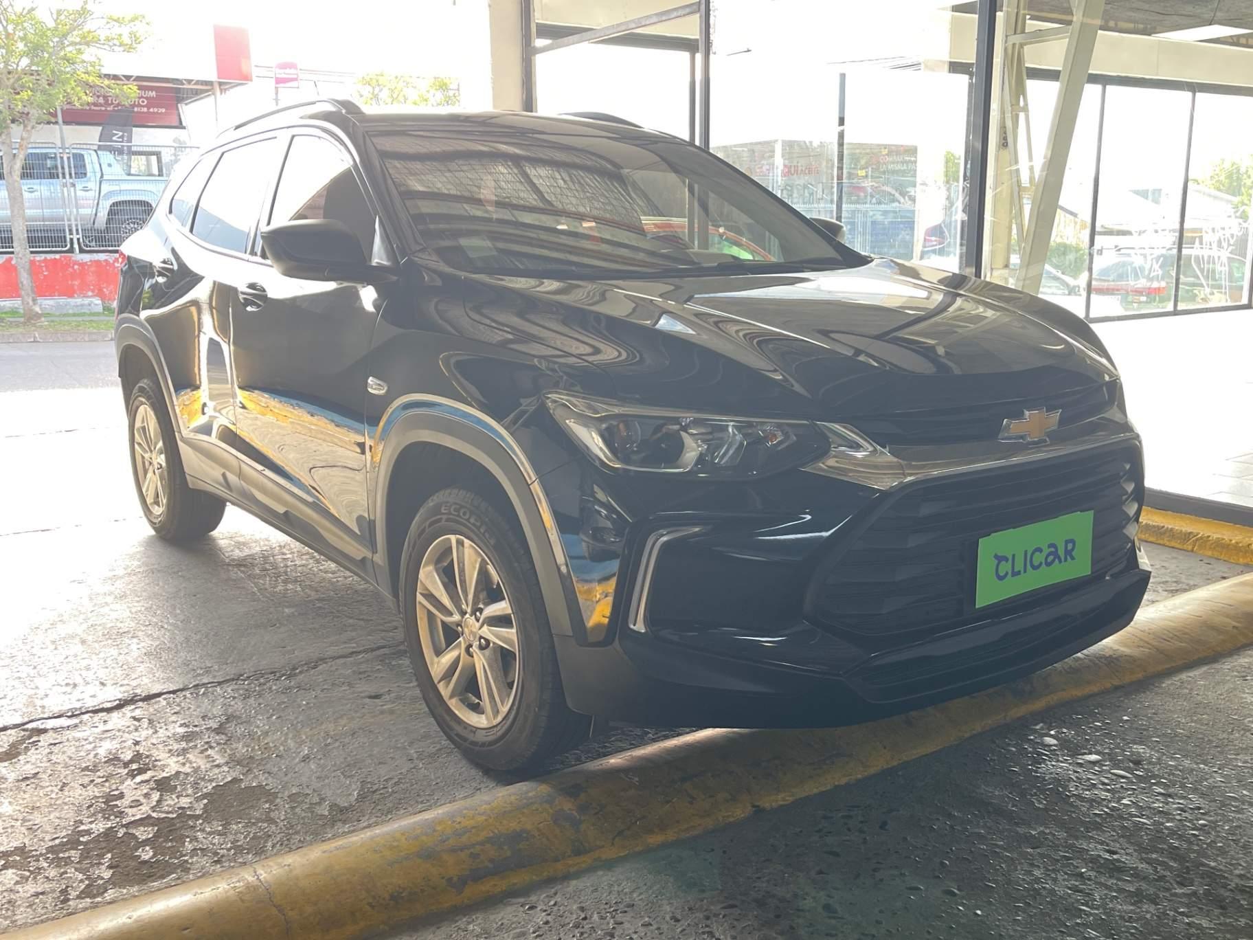 Station Wagon Chevrolet Tracker