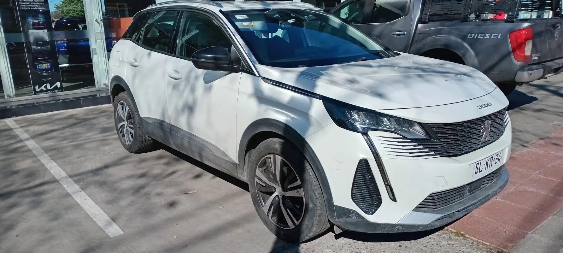 Station Wagon Peugeot 3008