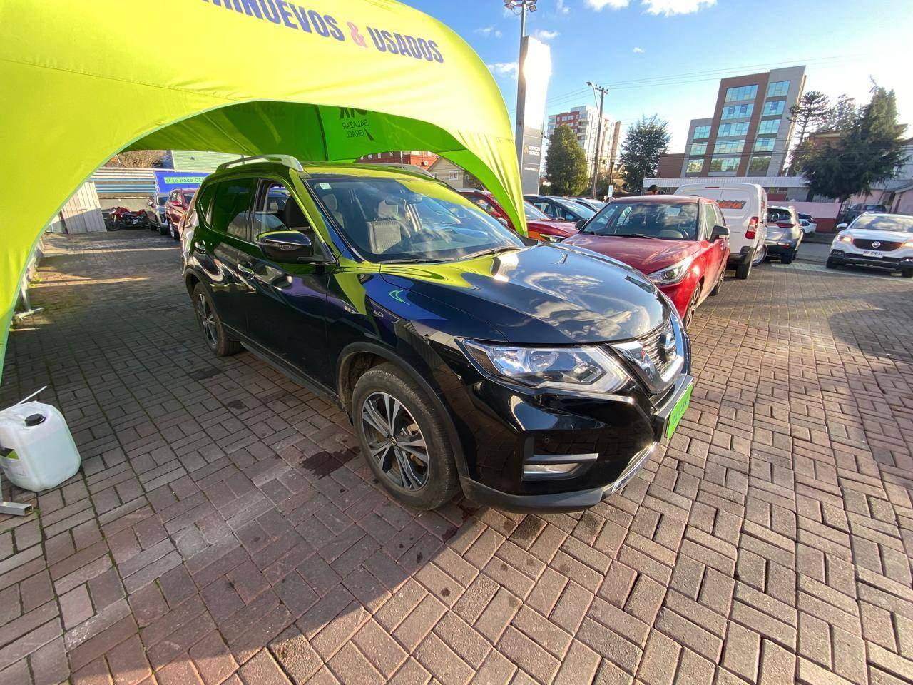 Station Wagon Nissan X-trail
