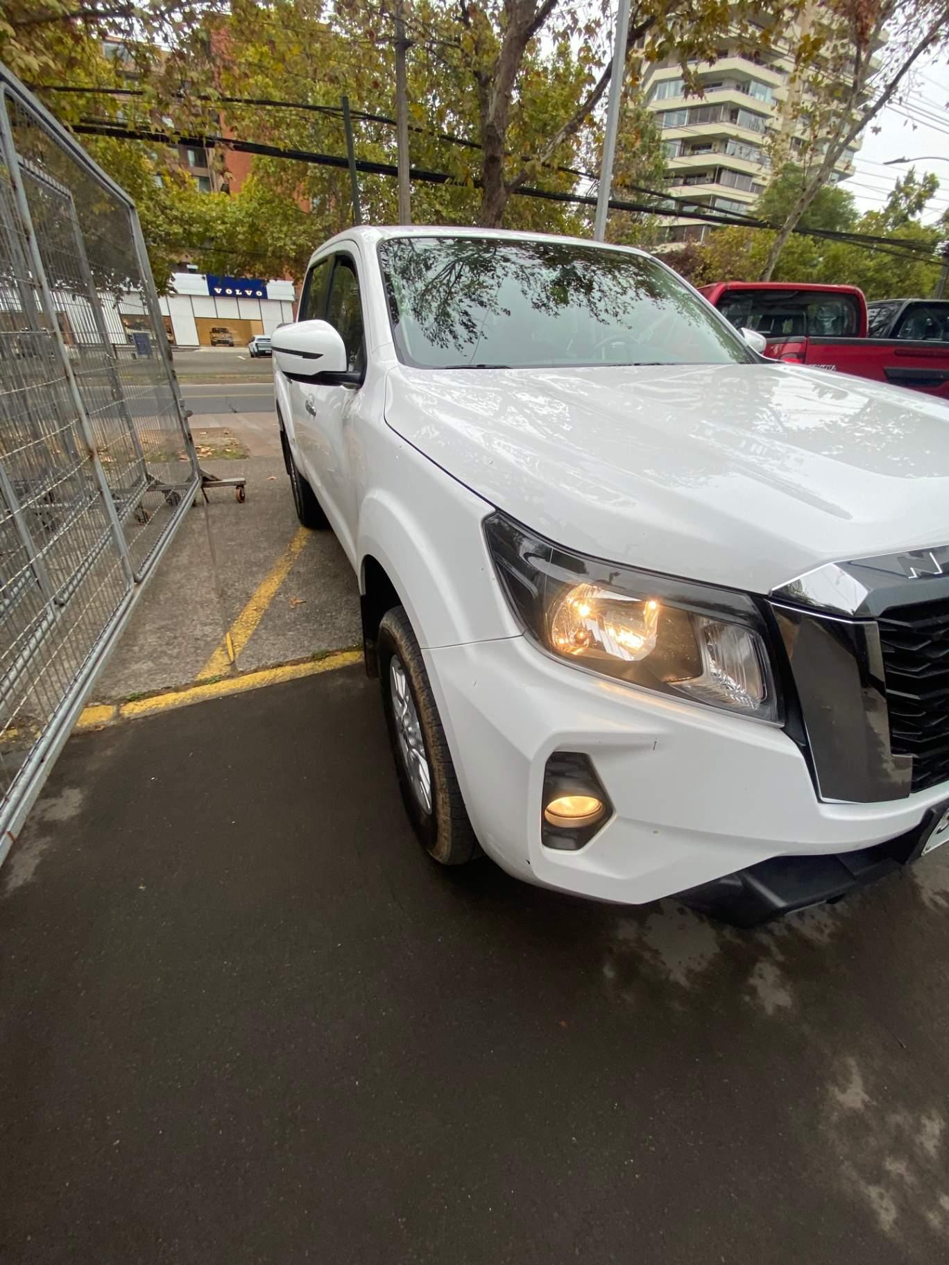 Camioneta Nissan Navara