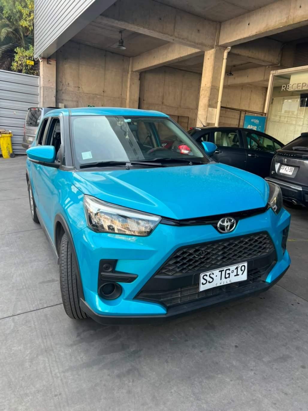 Suv Toyota Raize